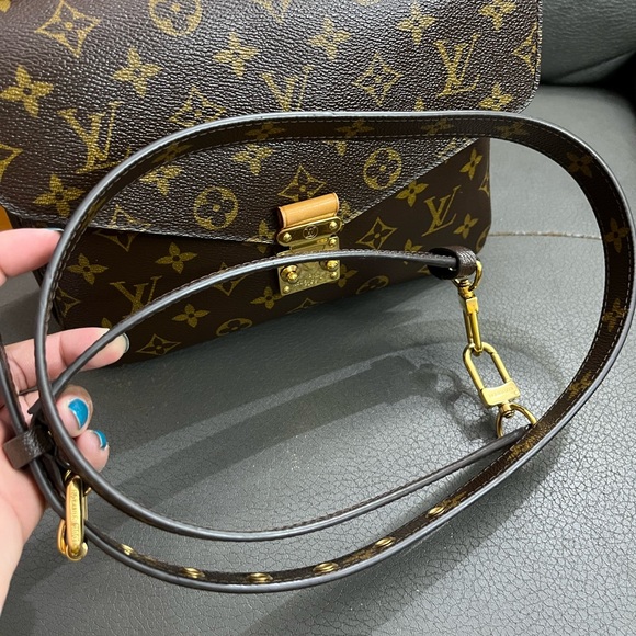‼️sold‼️Louis Vuitton Pochette Metis - Picture 5 of 16
